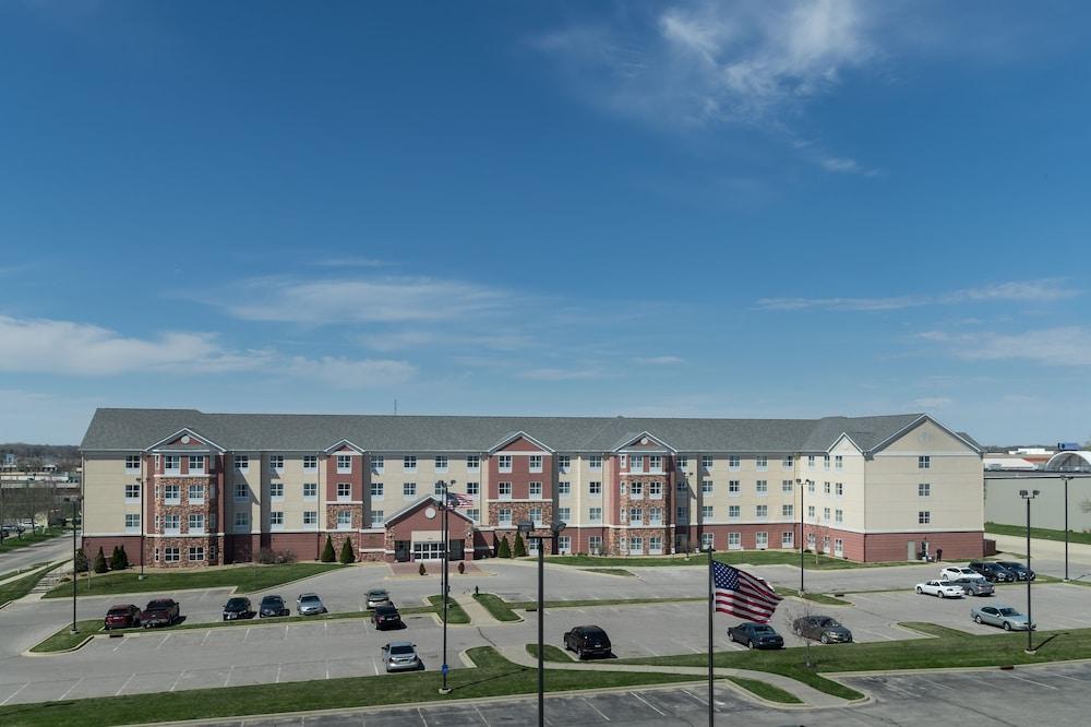 Homewood Suites By Hilton Cedar Rapids-North Zewnętrze zdjęcie