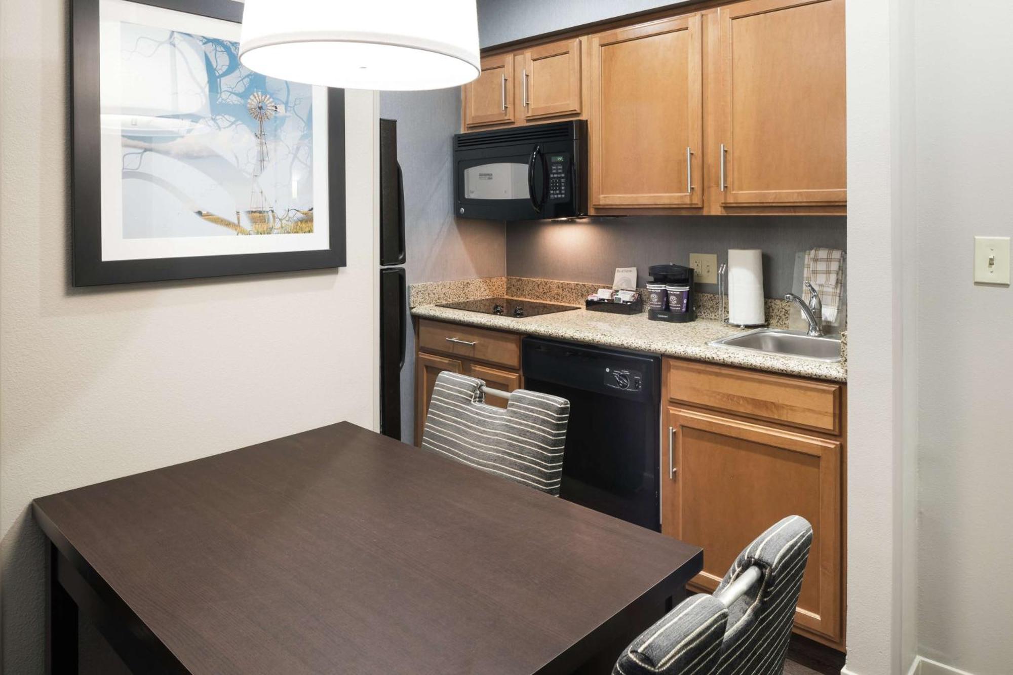 Homewood Suites By Hilton Cedar Rapids-North Zewnętrze zdjęcie