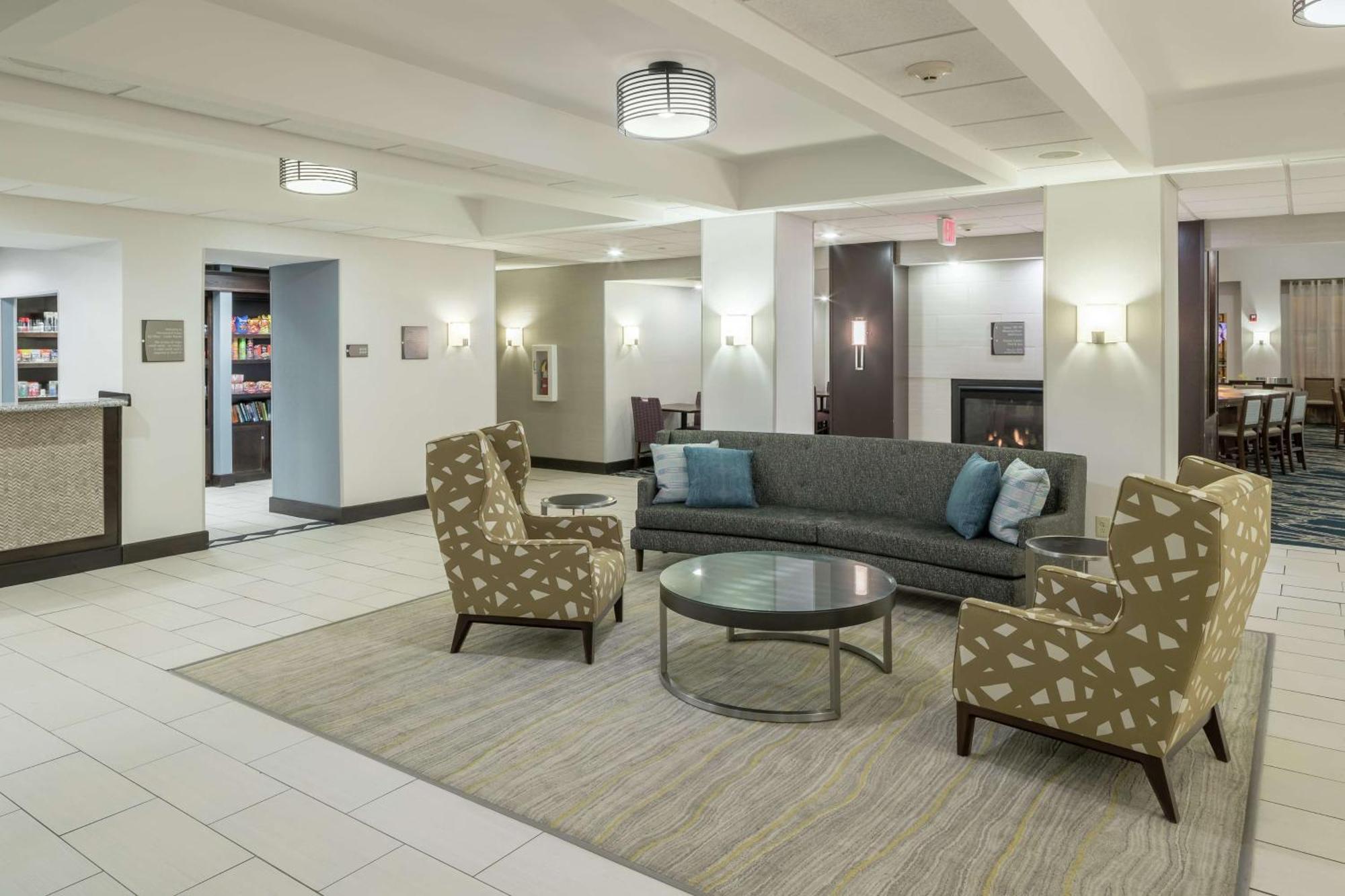 Homewood Suites By Hilton Cedar Rapids-North Zewnętrze zdjęcie