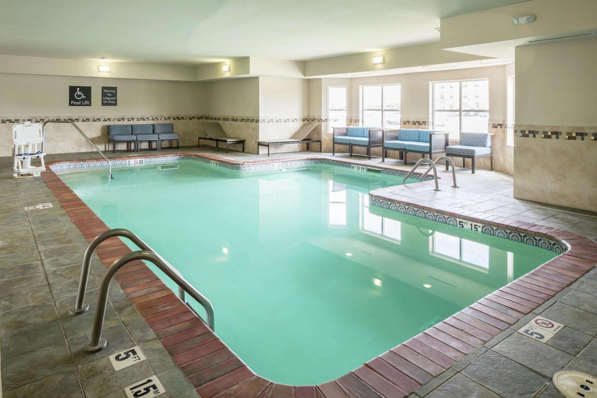 Homewood Suites By Hilton Cedar Rapids-North Zewnętrze zdjęcie